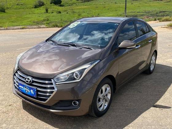 HYUNDAI HB20S 1.6 COMFORT PLUS 16V FLEX 4P AUTOMÁTICO